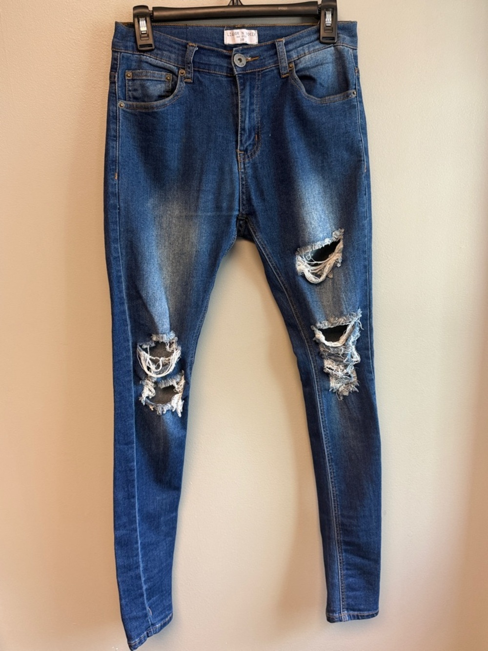 Liquor N Poker Men’s Distressed Skinny Jeans Size 28 Blue Stretch Denim